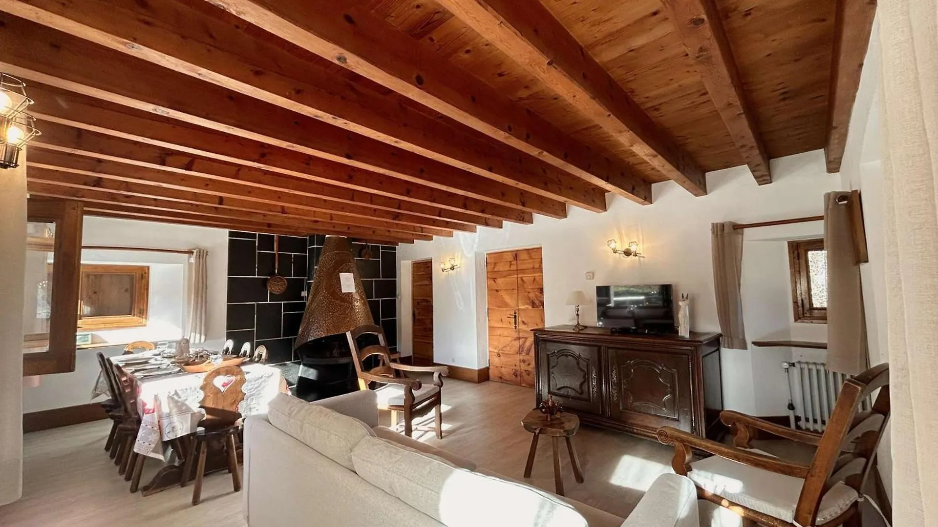 Chalet En Pierre 4 P. Pour 6 Pers. A Meribel, Navette Gratuite Et Grande Terrasse - Fr-1-180-583 Les Allues France